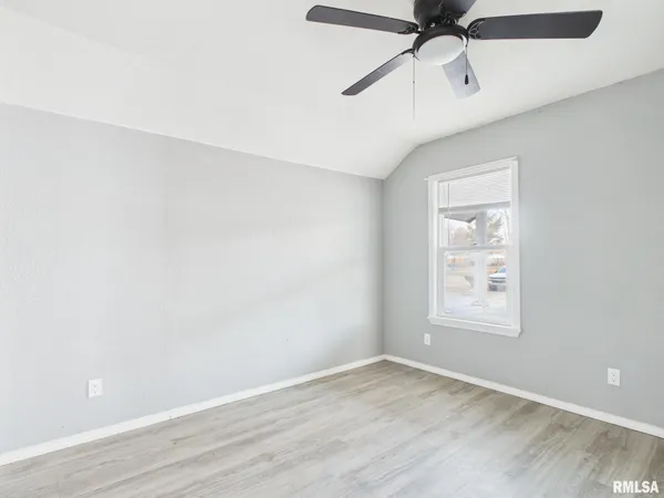 $59,900 | 409 North Madison Street, Lincoln, IL 62656