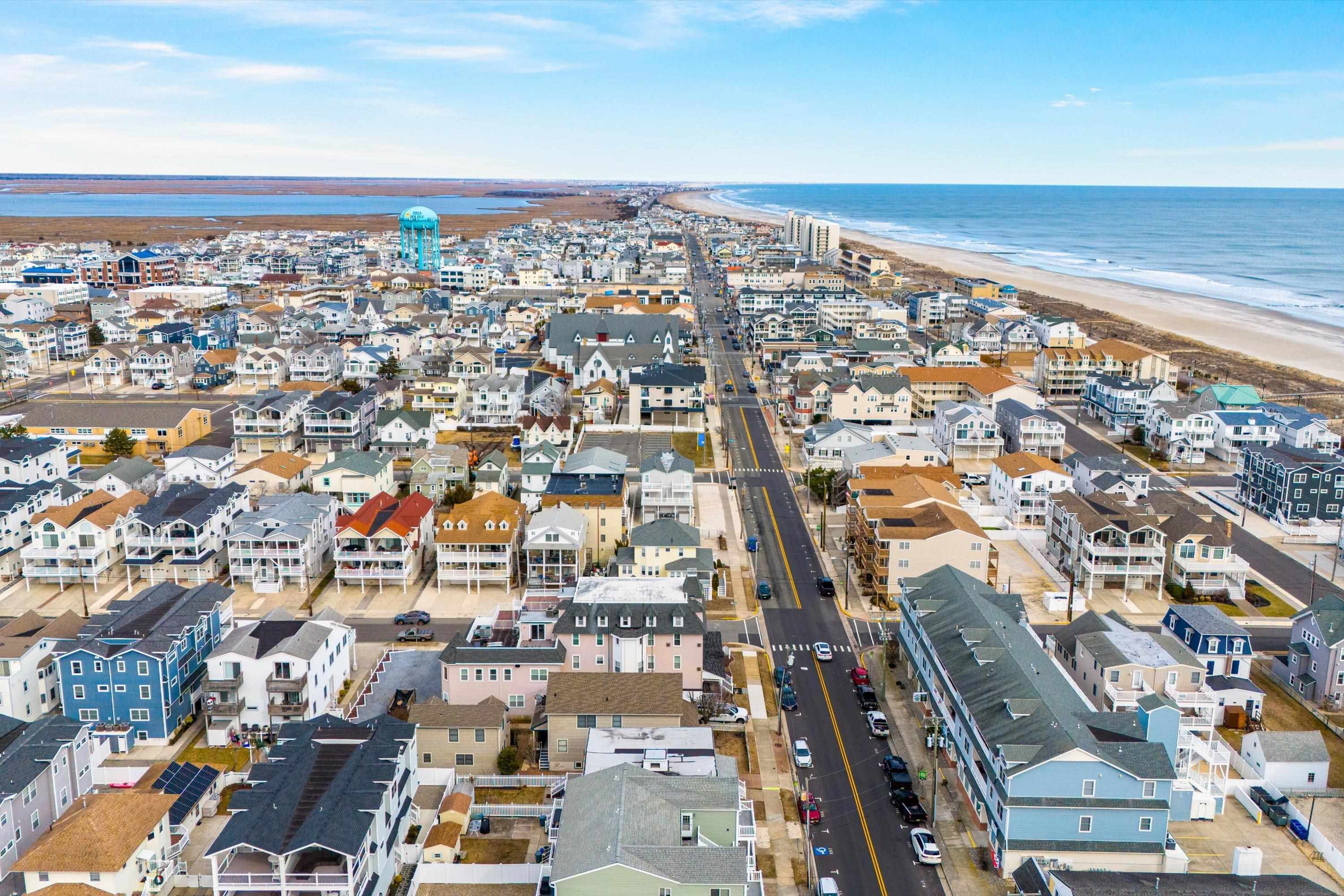4600 Landis Avenue, Unit 3B Sea Isle City, NJ 08243 - Photo 19 of 29 an aerial view of a city