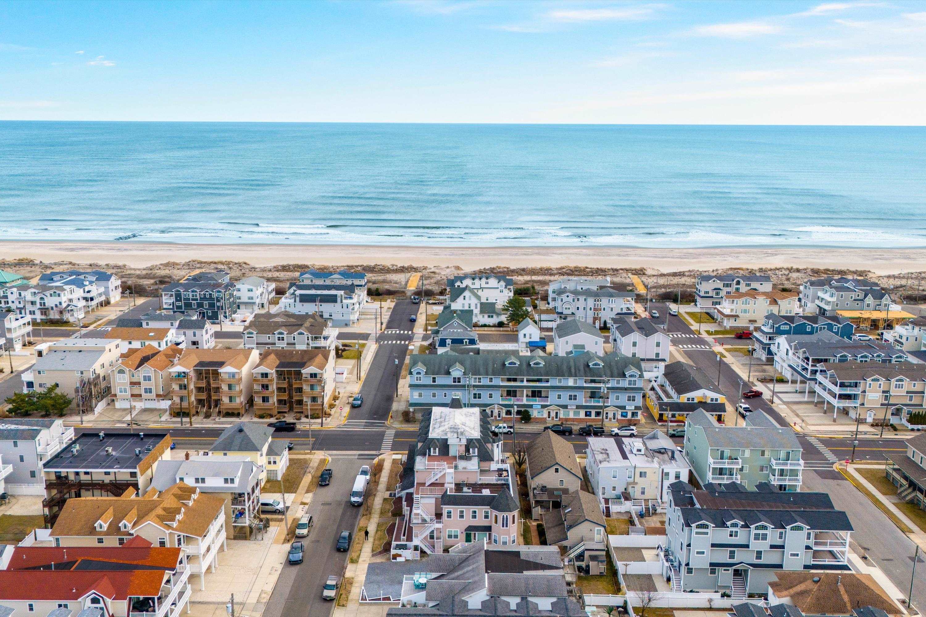 4600 Landis Avenue, Unit 3B Sea Isle City, NJ 08243 - Photo 22 of 29 a view of a city and ocean view