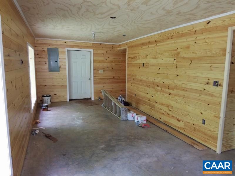 11776 Howardsville Road Howardsville, VA 24562 - Photo 11 of 11 a view of empty room