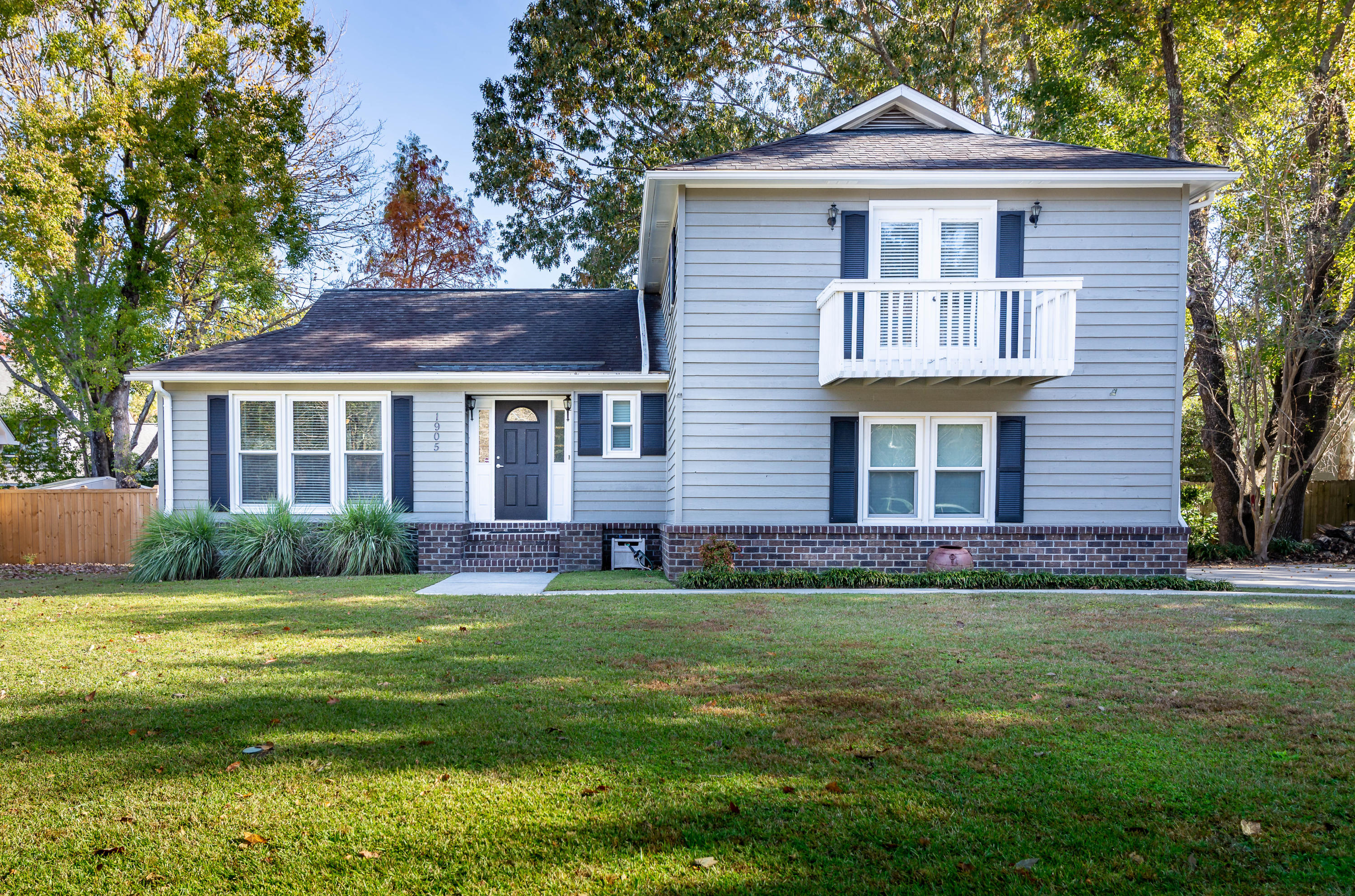 1905 Ashley Hall Road Charleston, SC 29407 - Photo 1 of 19 DSC_7626