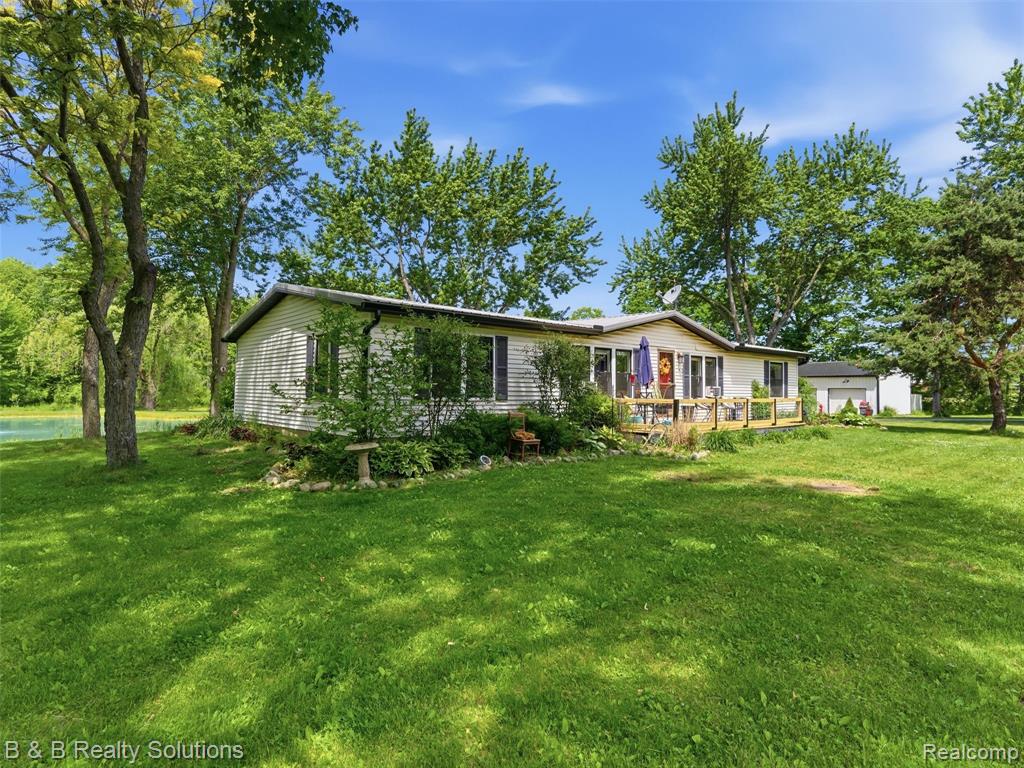 60455 Bates Road New Haven, MI 48048 - Photo 4 of 58