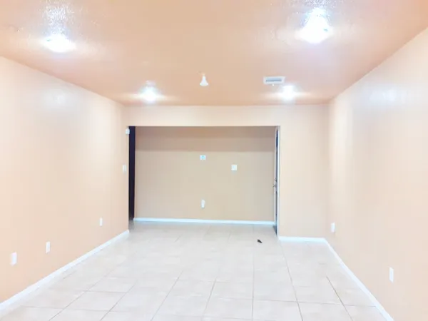 $1,950 | 8302 Coastway Lane, Houston, TX 77075