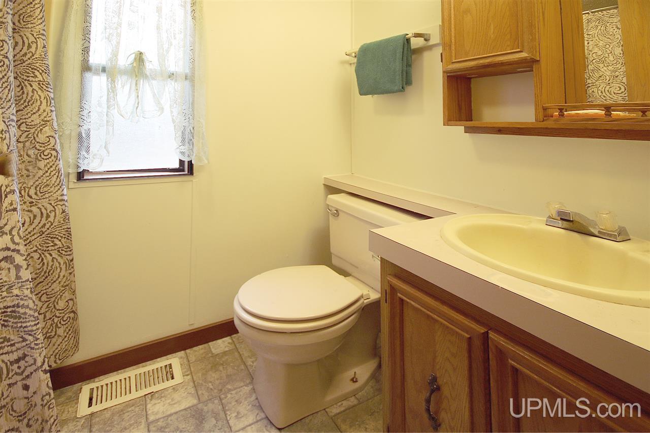 2455 Montgomery Lake Road Florence, WI 54121 - Photo 12 of 16 Gallery Image 12