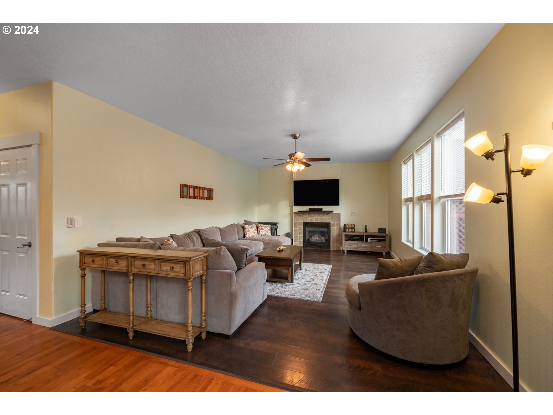38478 Limerick Street Sandy, OR 97055 - Photo 6 of 32 Gallery Image 6