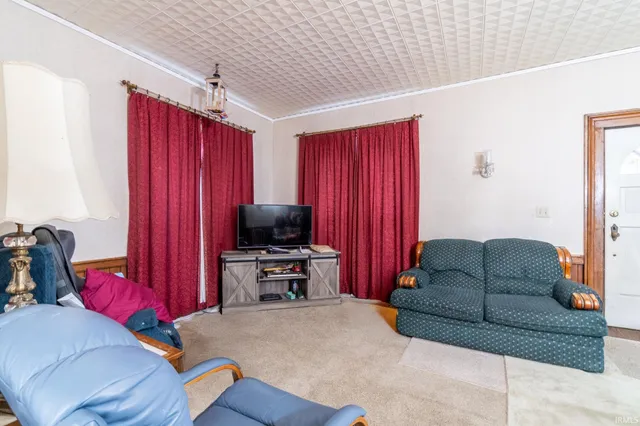 $275,000 | 4370 North 230 East, Howe, IN 46746