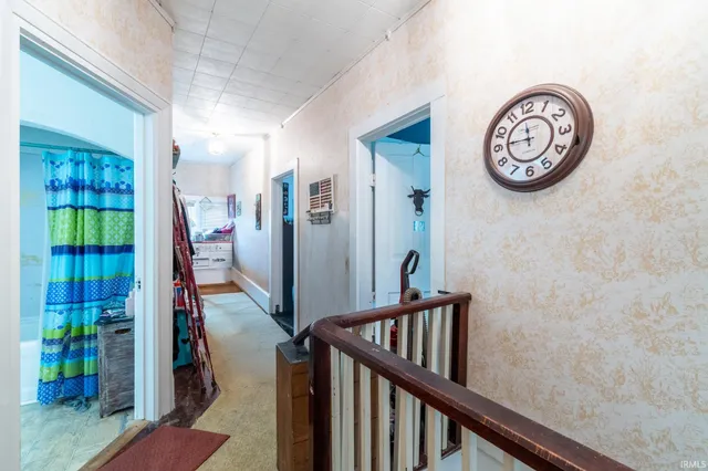 $275,000 | 4370 North 230 East, Howe, IN 46746