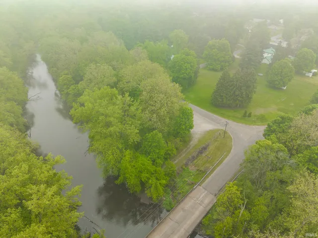 $275,000 | 4370 North 230 East, Howe, IN 46746