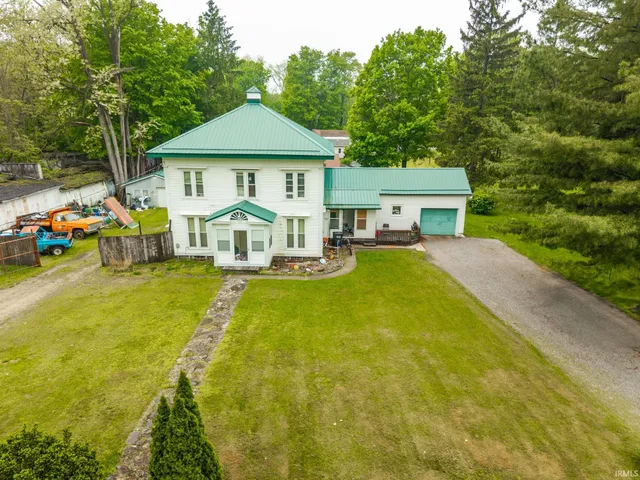 $275,000 | 4370 North 230 East, Howe, IN 46746