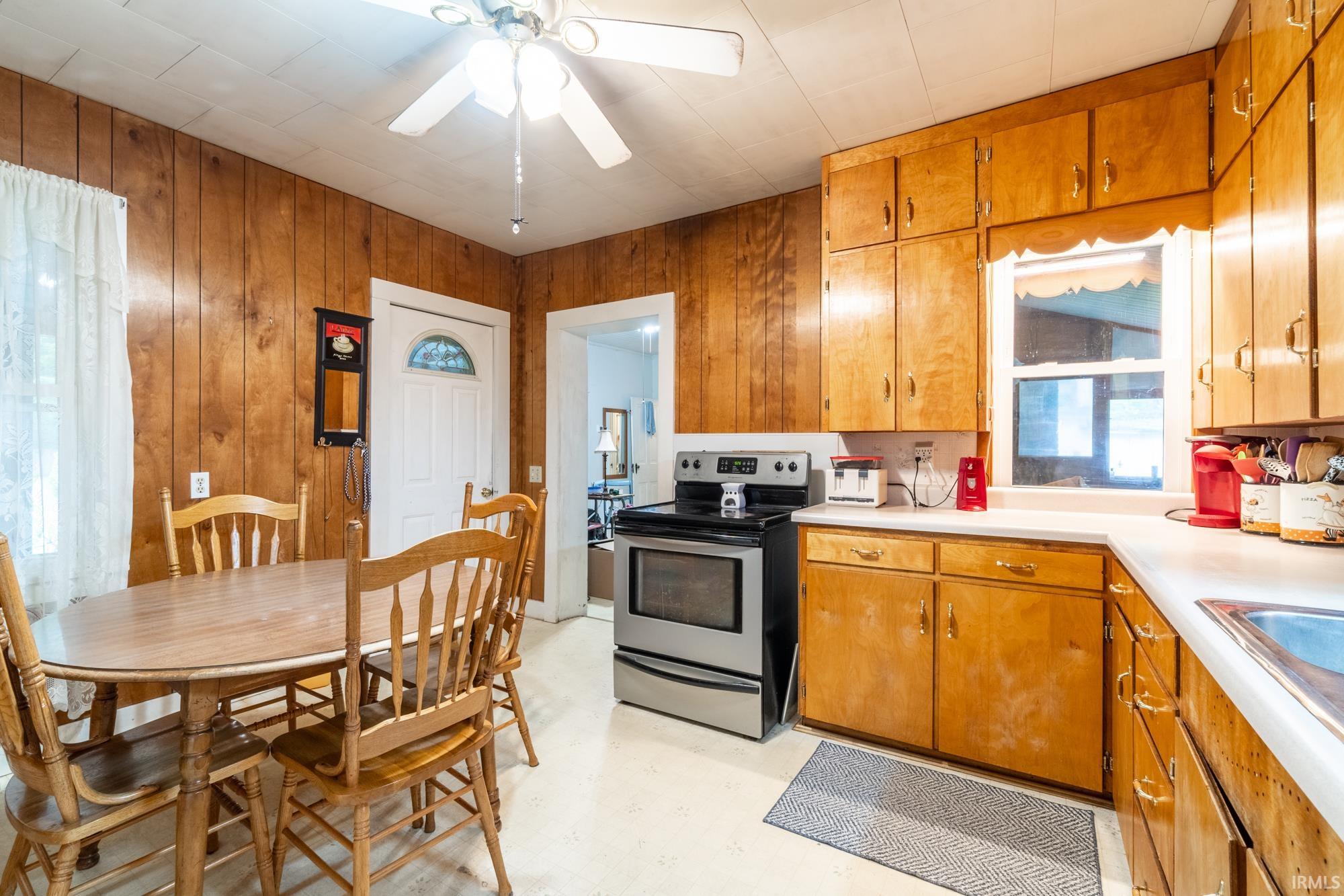 4370 North 230 East Howe, IN 46746 - Photo 8 of 27