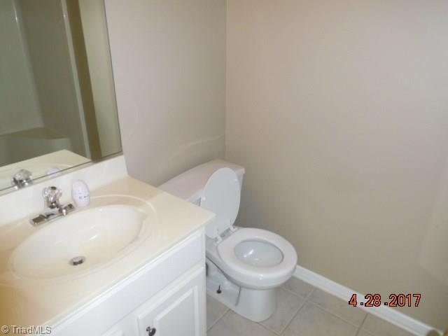 135 James Road, Unit 2B High Point, NC 27265 - Photo 8 of 10 Master Bath