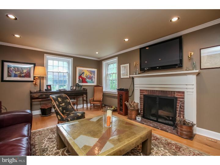 631 Manor Road Penn Valley, PA 19072 - Photo 4 of 19 Living Room