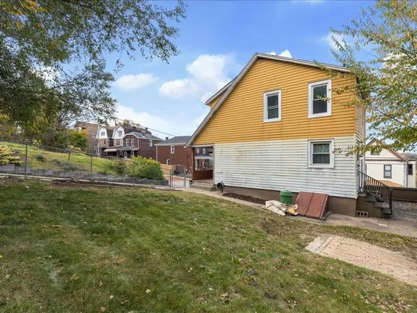 $1,350 | 22 Thielman Avenue, Pittsburgh, PA 15210