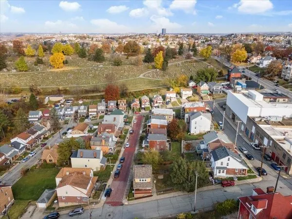 $1,350 | 22 Thielman Avenue, Pittsburgh, PA 15210