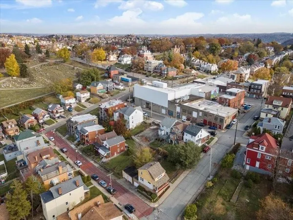 $1,350 | 22 Thielman Avenue, Pittsburgh, PA 15210