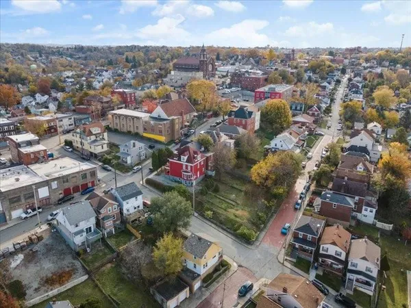 $1,350 | 22 Thielman Avenue, Pittsburgh, PA 15210