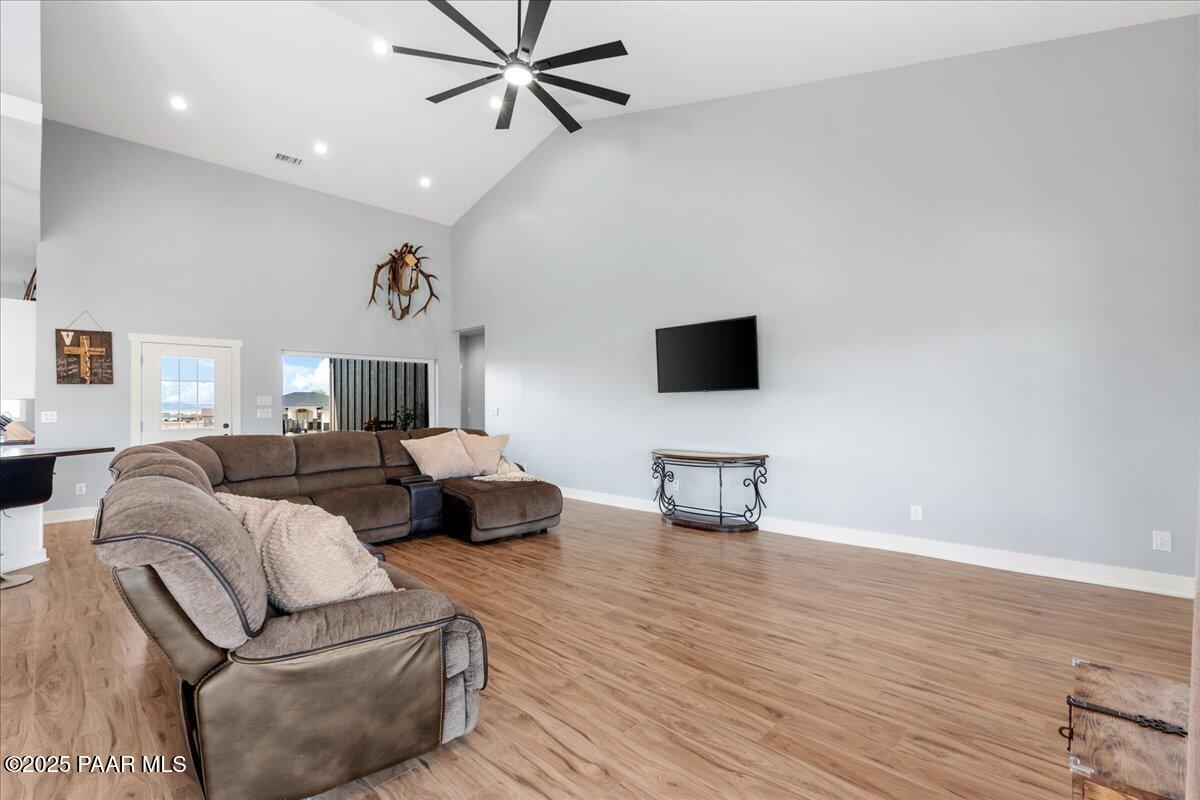 10660 East Colt Road Prescott Valley, AZ 86315 - Photo 35 of 80 Living Room
