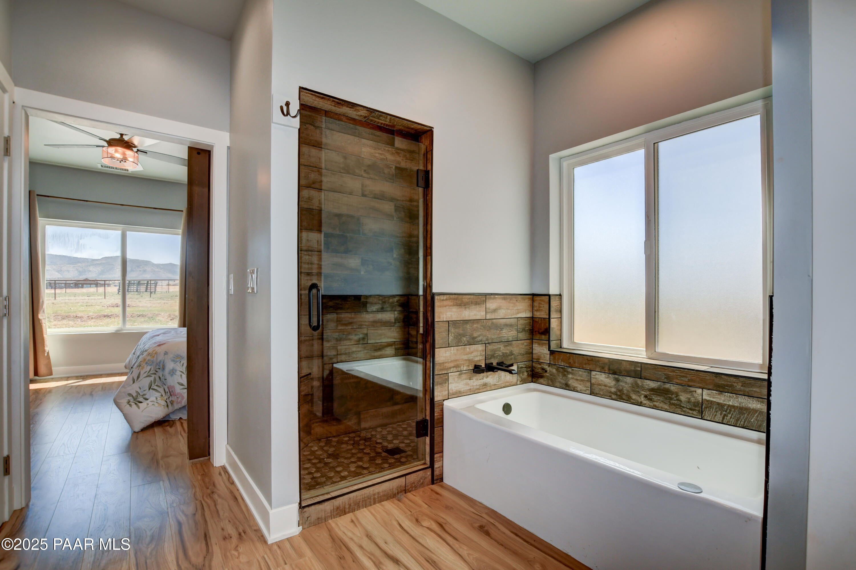 10660 East Colt Road Prescott Valley, AZ 86315 - Photo 42 of 80 Primary Bathroom