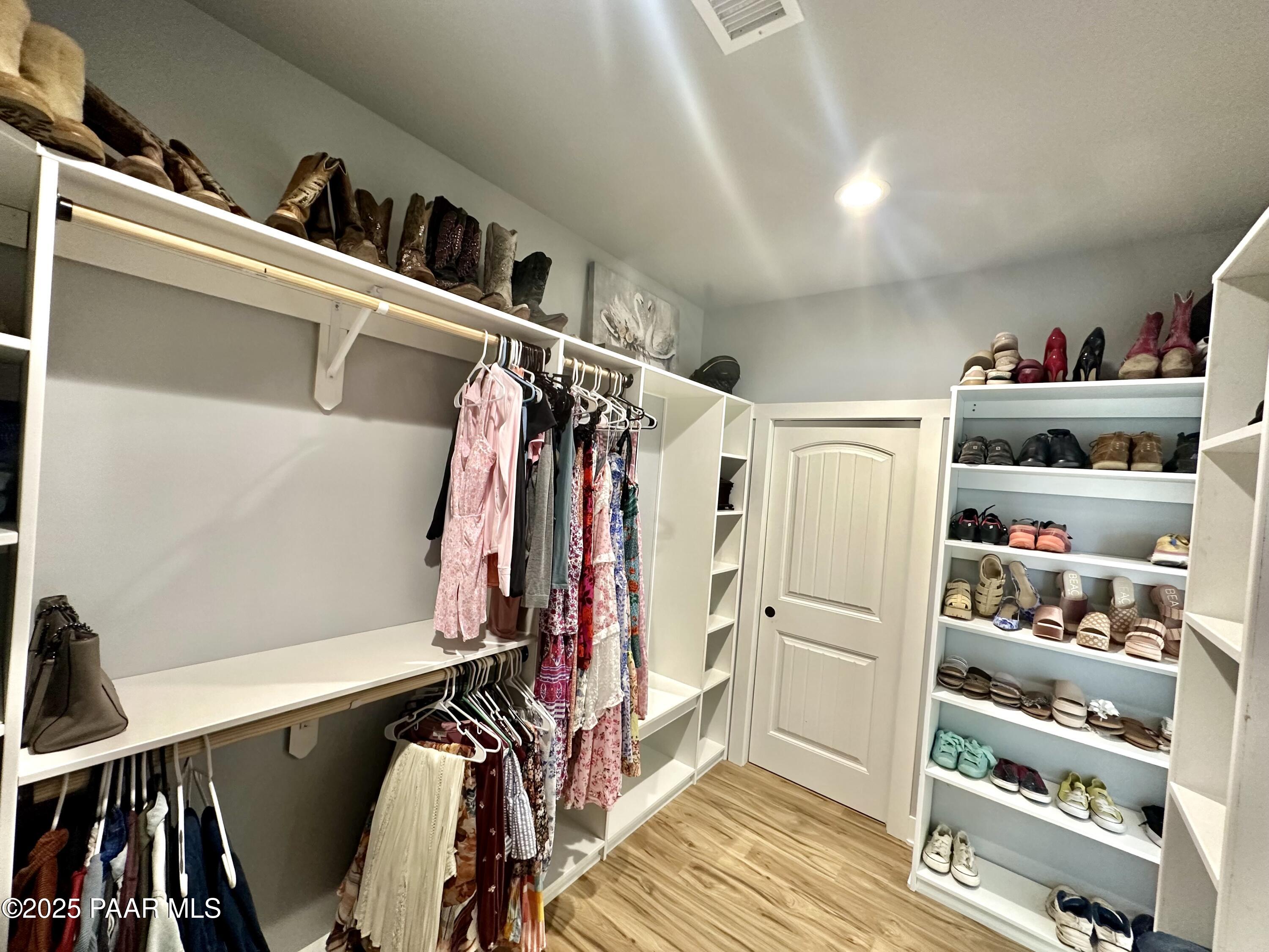 10660 East Colt Road Prescott Valley, AZ 86315 - Photo 47 of 80 Primary Closet