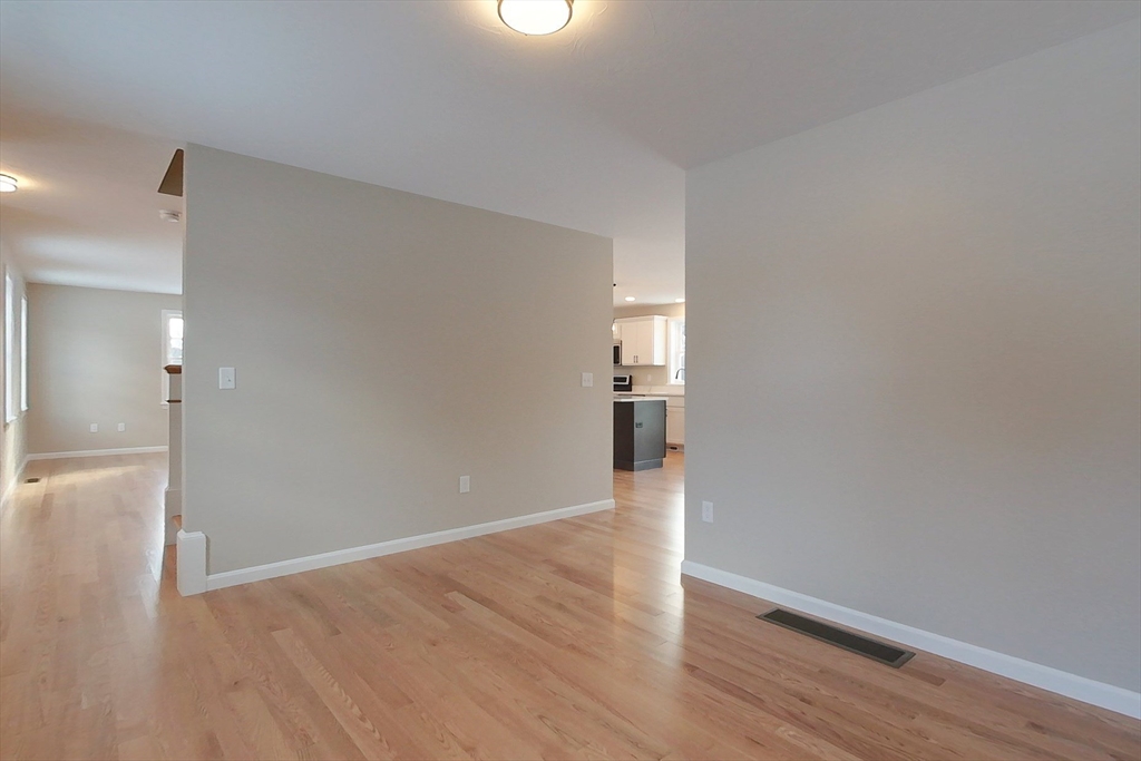 44.5 Allen Road Ashby, MA 01431 - Photo 14 of 32