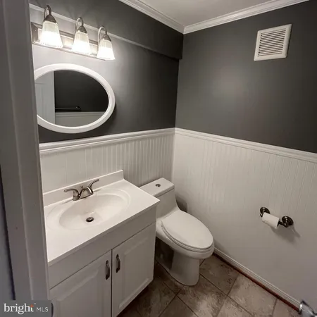 $2,900 | 7807 Edmunds Way, Elkridge, MD 21075