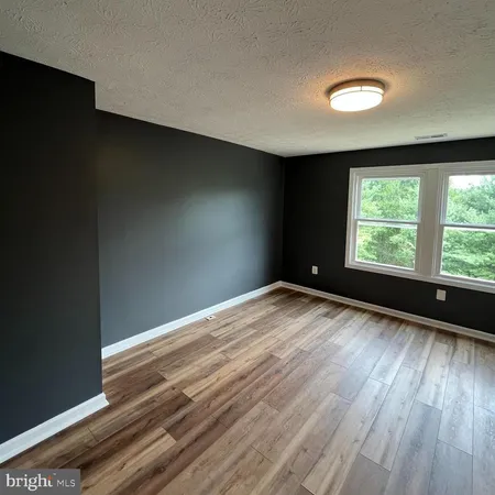 $2,900 | 7807 Edmunds Way, Elkridge, MD 21075