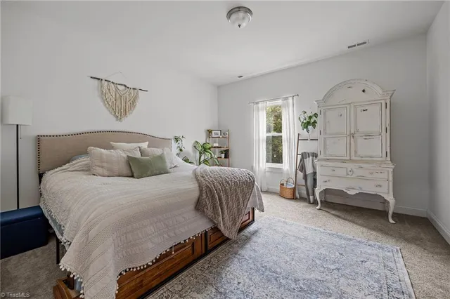 $899,999 | 2201 Broken Arrow Lane, Elon, NC 27244