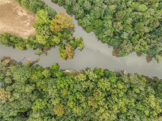 $899,999 | 2201 Broken Arrow Lane, Elon, NC 27244