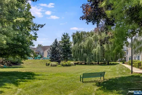 $479,000 | 200 Cambridge Court, Unit G100, Clifton, NJ 07014