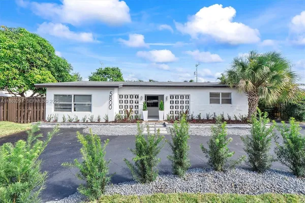 $5,200 | 5800 Northeast 18th Avenue, Fort Lauderdale, FL 33334