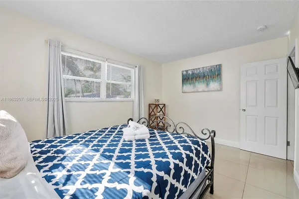 $5,200 | 5800 Northeast 18th Avenue, Fort Lauderdale, FL 33334