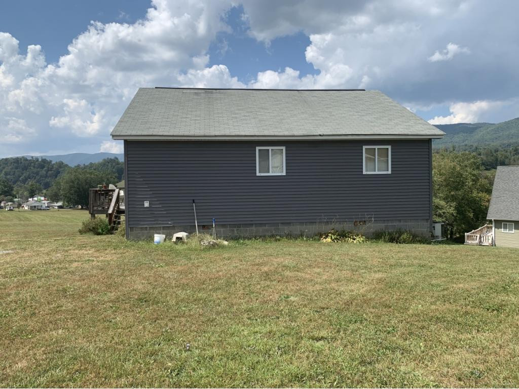 279 Old Butler Road Mountain City, TN 37683 - Photo 6 of 19 Photo 6