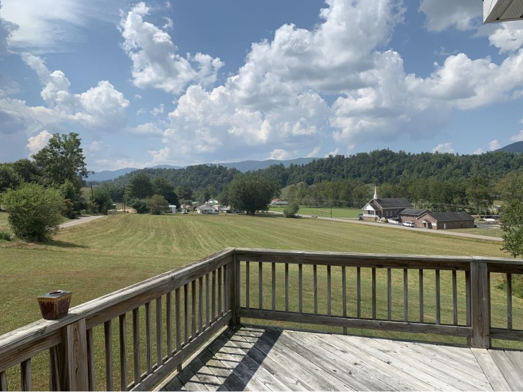 279 Old Butler Road Mountain City, TN 37683 - Photo 9 of 19 Photo 9