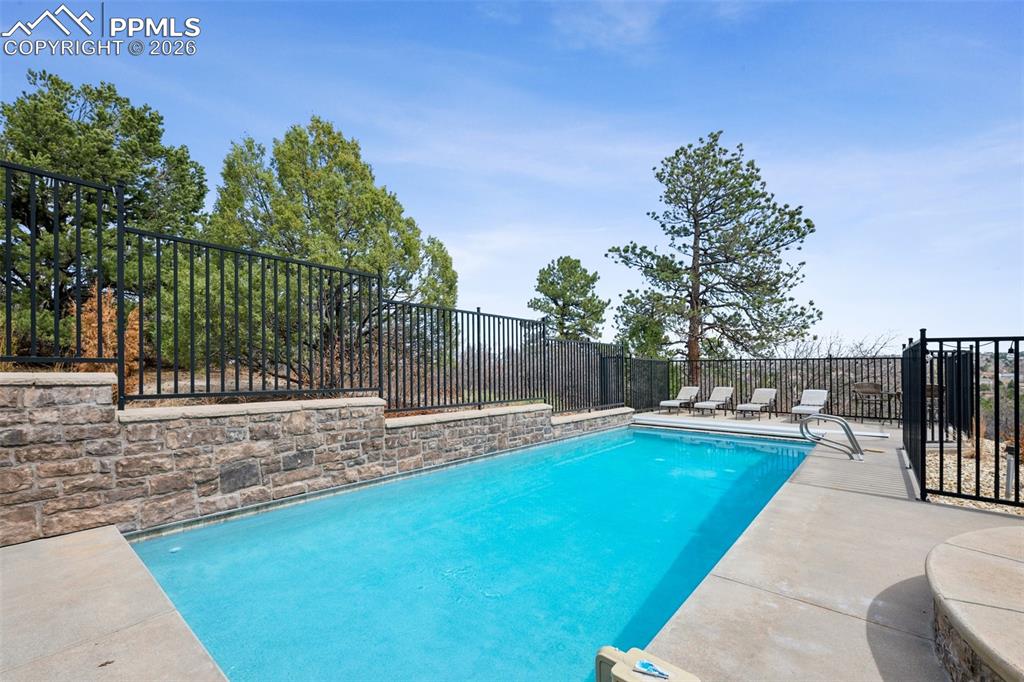 5039 Stonehill Road Colorado Springs, CO 80918 - Photo 47 of 50