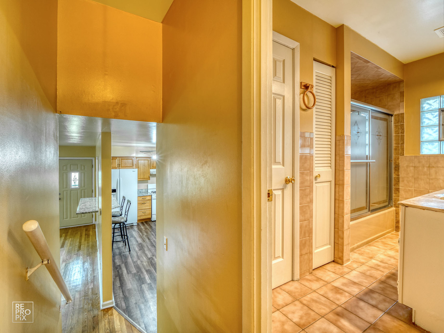 849 Red Oak Street Addison, IL 60101 - Photo 7 of 16