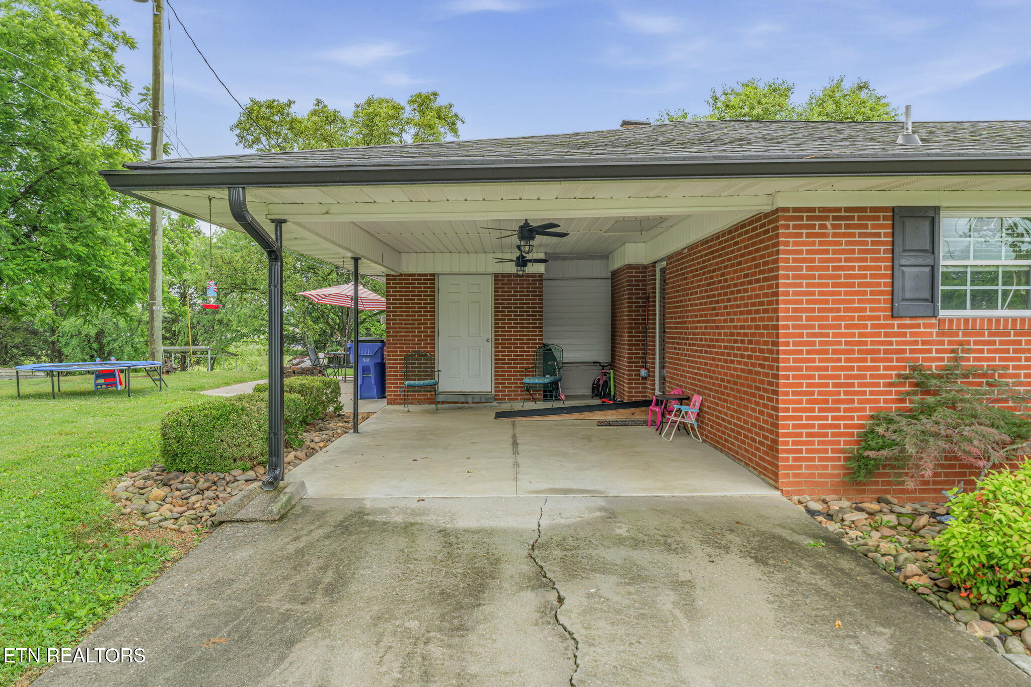 9402 Johnson Road Strawberry Plains, TN 37871 - Photo 5 of 60 7-web-or-mls-9402 Johnson Road-54