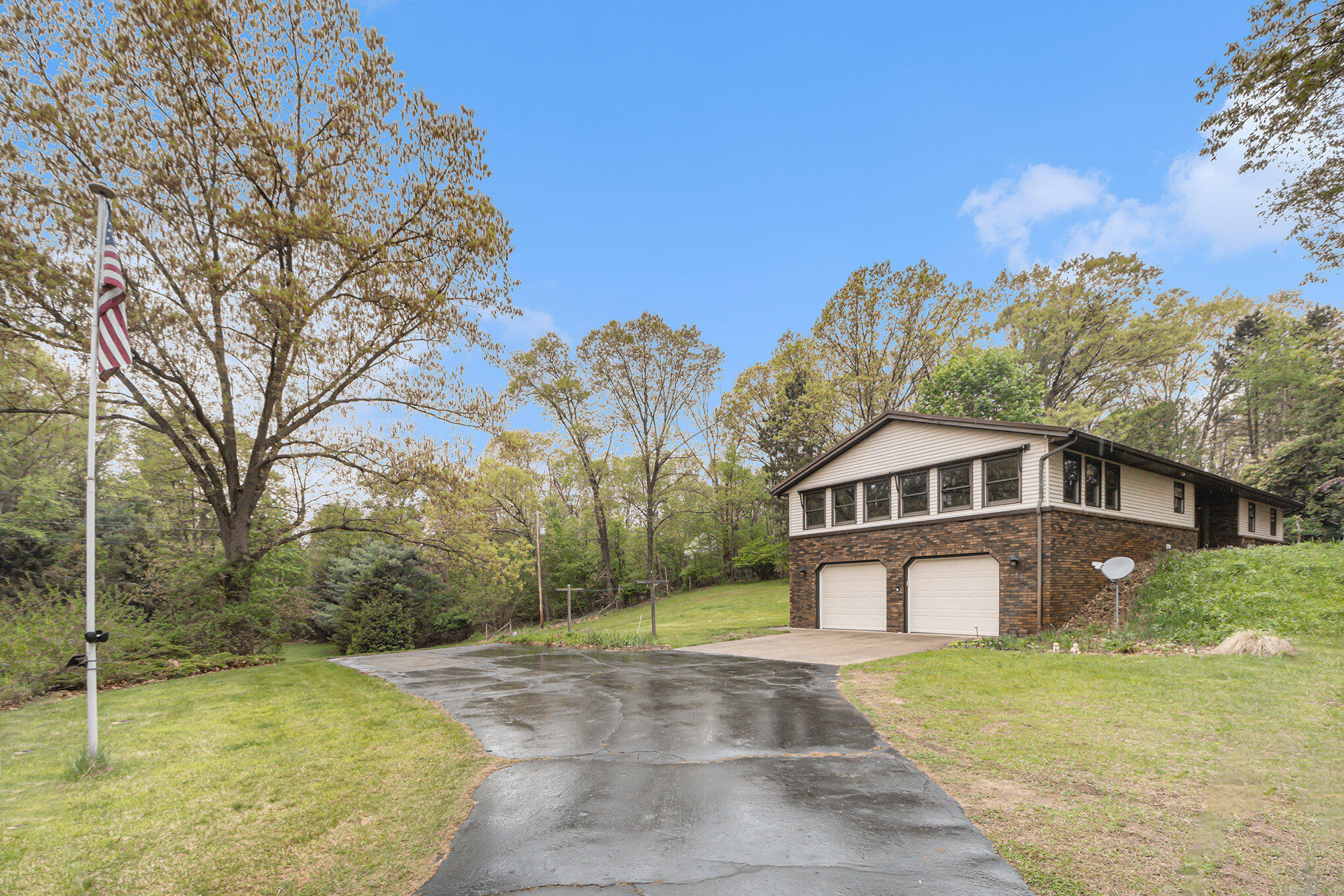 57184 Gearhart Landing Road Three Rivers, MI 49093 - Photo 8 of 40 002_57184gearharts_66