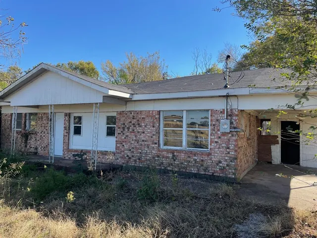 $139,000 | 1947 Highway 164, Groesbeck, TX 76642
