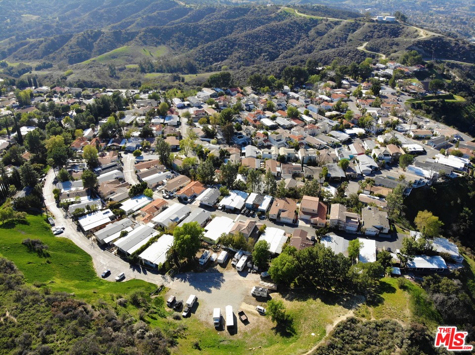 1188 Aztec Topanga, CA 90290 - Photo 28 of 42