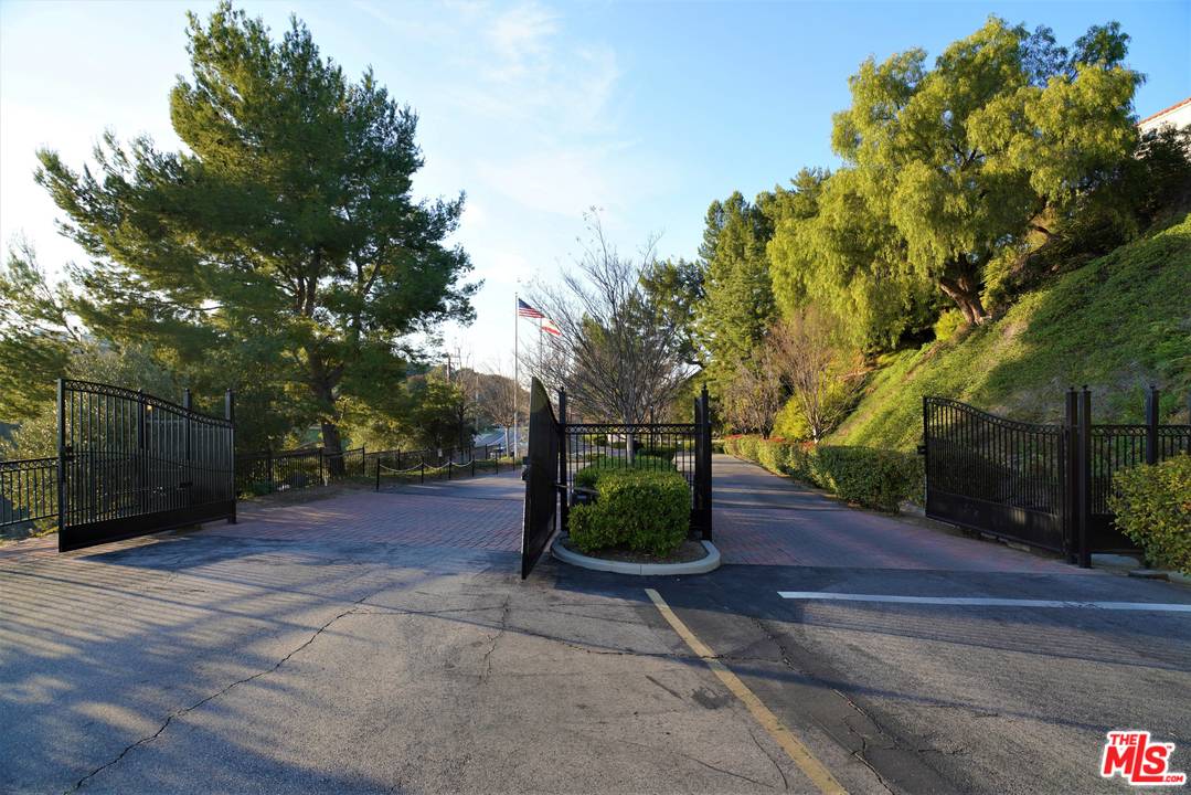 1188 Aztec Topanga, CA 90290 - Photo 32 of 42