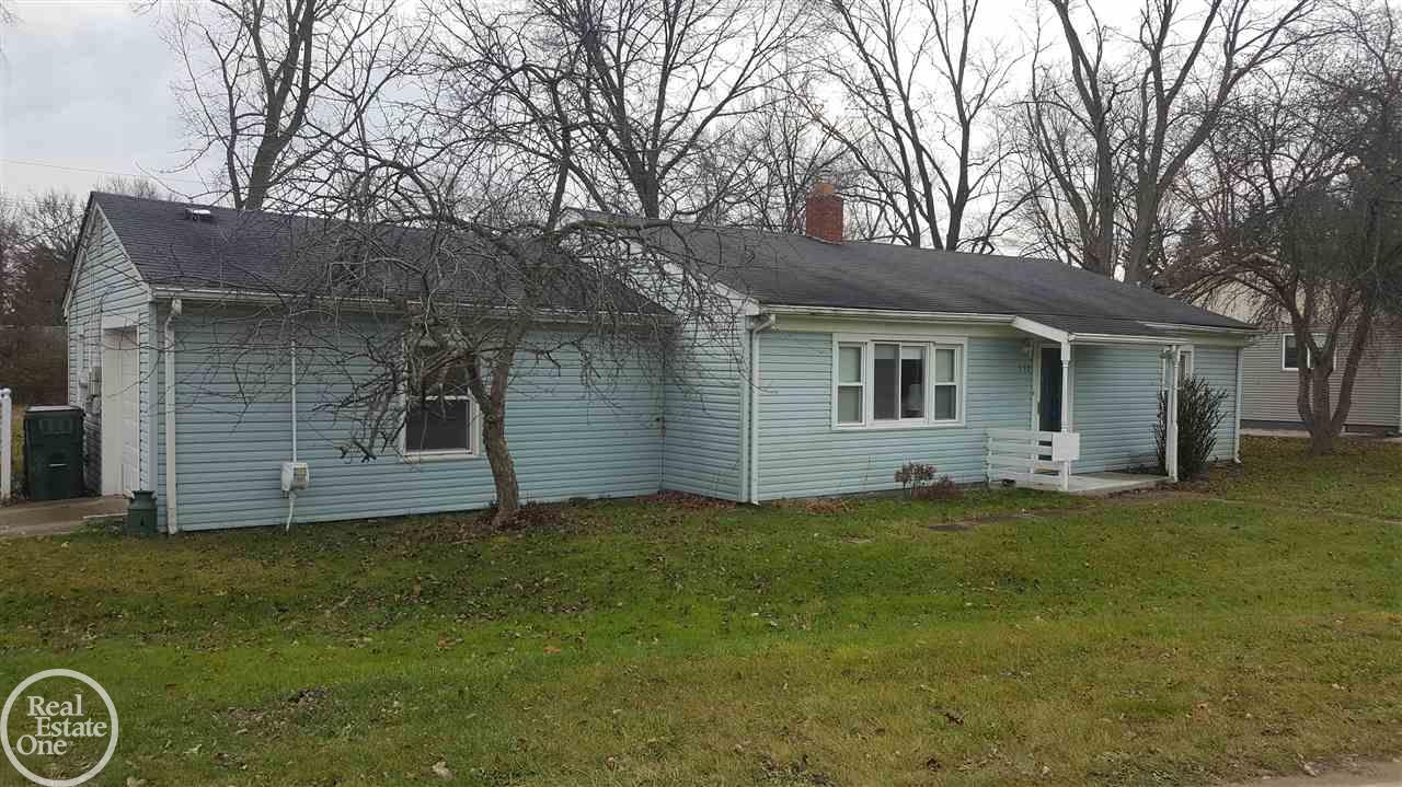 332 Michelson Road Rochester, MI 48307 - Photo 1 of 10 31308643.JPG