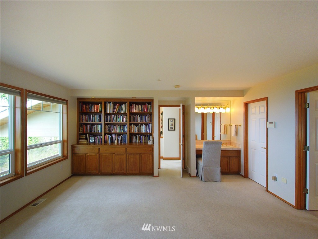 228 Cougar Ridge Road Port Angeles, WA 98363 - Photo 13 of 25 Gallery Image 13