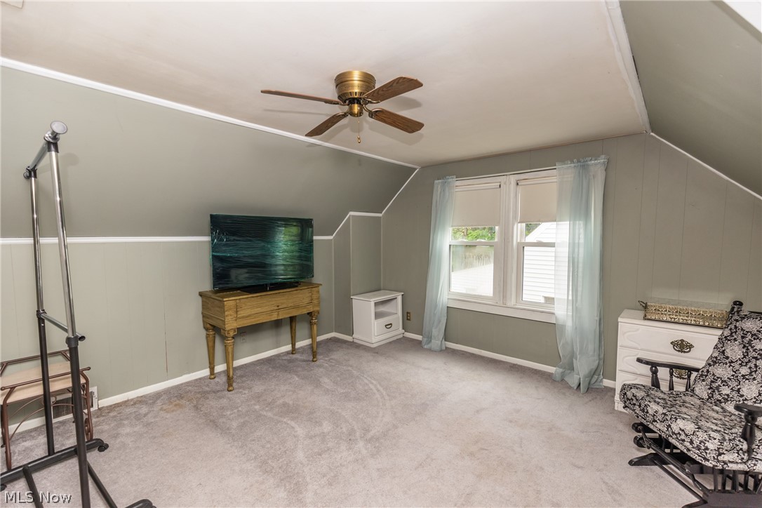 1667 Sunview Road Cleveland, OH 44124 - Photo 21 of 31