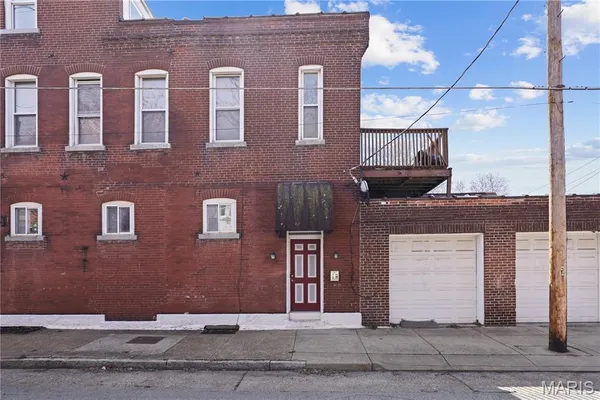 $149,900 | 2801 Lemp Avenue, Unit C3, St. Louis, MO 63118