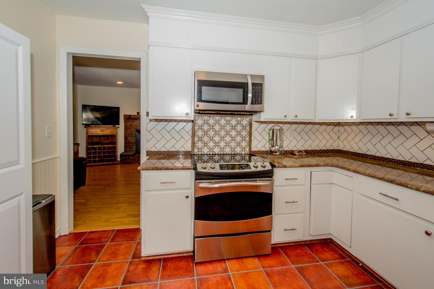 48 Funk Road Port Deposit, MD 21904 - Photo 14 of 30 GRANITE COUNTERS