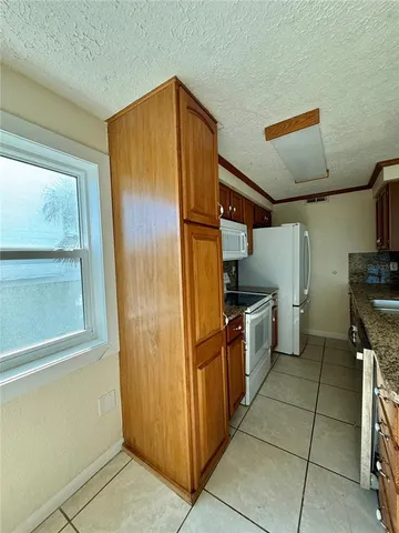 $2,500 | 1405 South Central Avenue, Flagler Beach, FL 32136