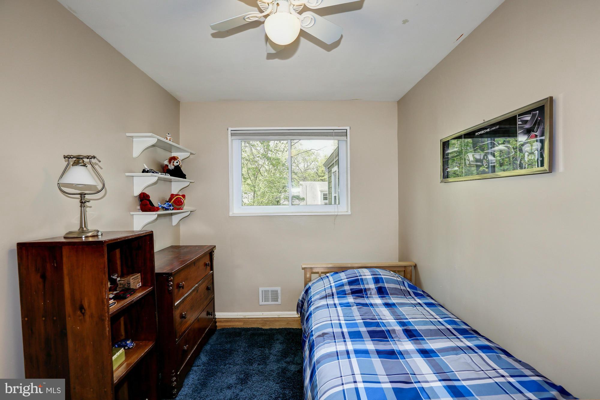 10206 Calumet Drive Silver Spring, MD 20901 - Photo 14 of 30 Bedroom