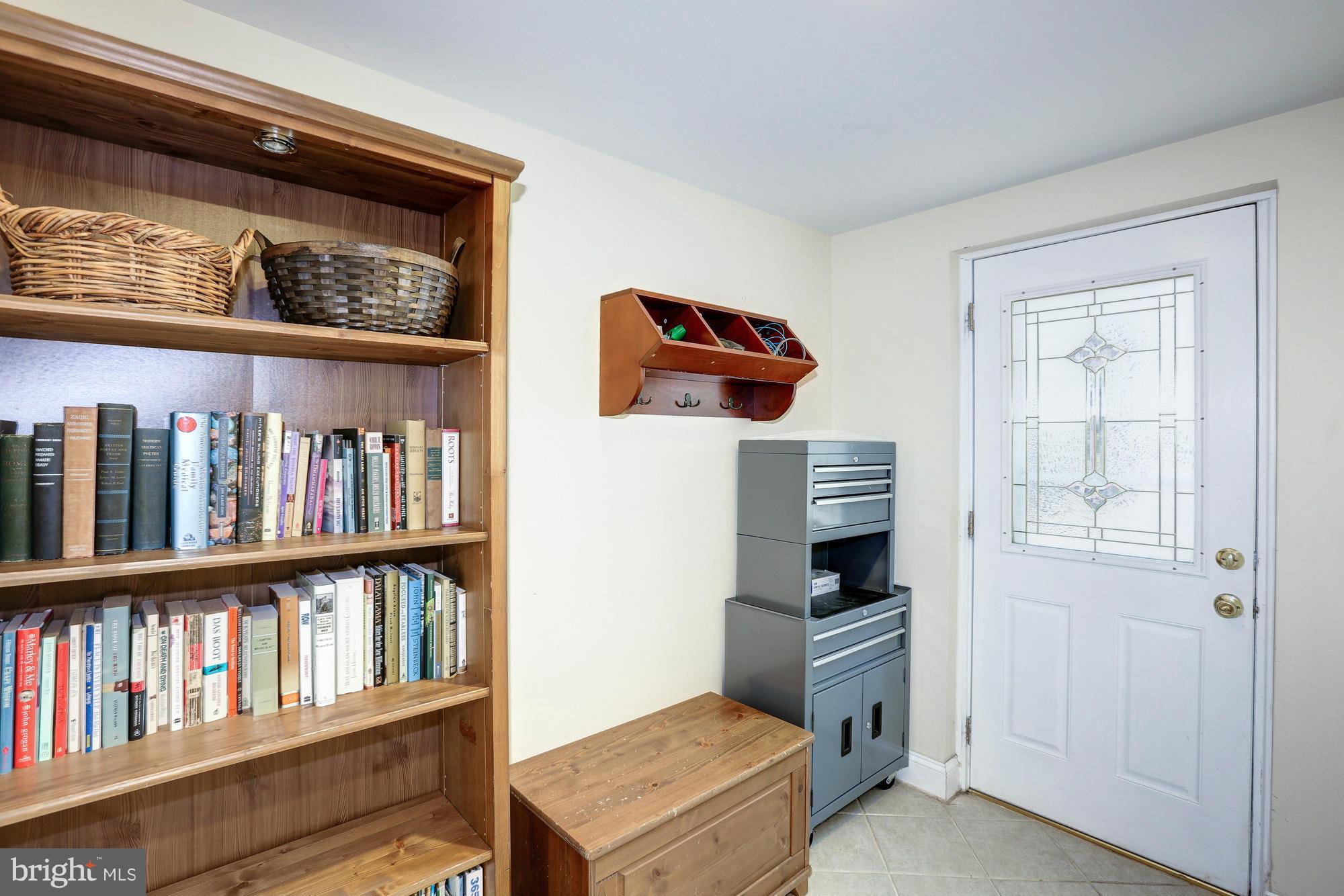 10206 Calumet Drive Silver Spring, MD 20901 - Photo 20 of 30 Interior (General)