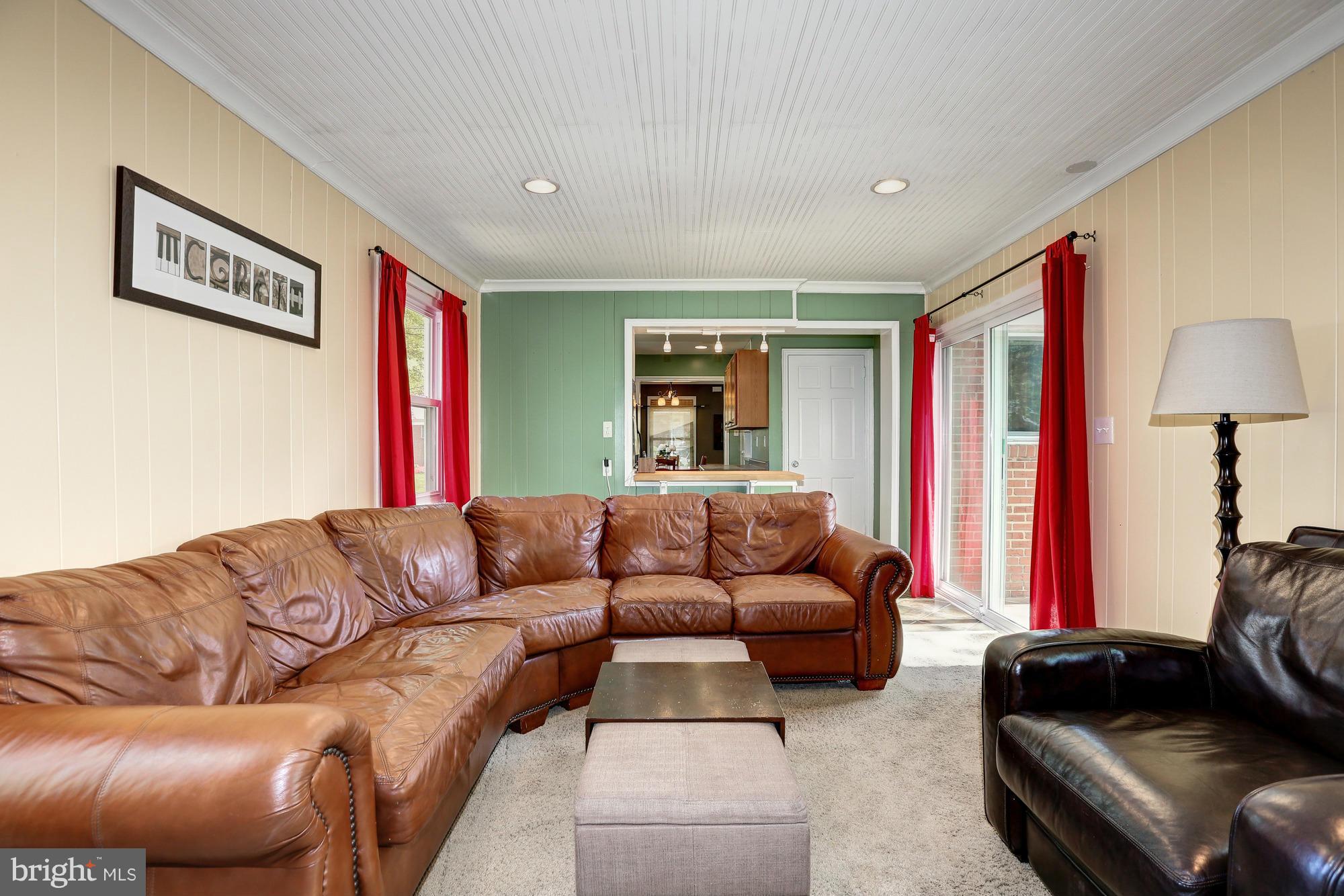 10206 Calumet Drive Silver Spring, MD 20901 - Photo 10 of 30 Family Room