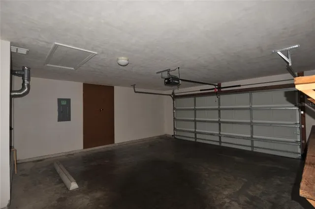 a view of a garage